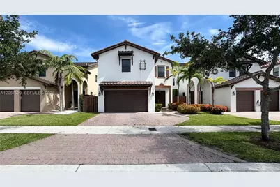 10235 NW 87th Ter, Doral, FL 33178 - Photo 1