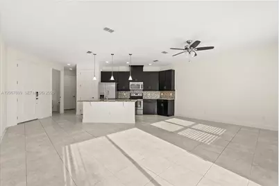 9829 Winnington #9829, Orlando, FL 32832 - Photo 3