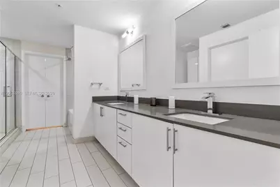 999 SW 1st Ave #2115, Miami, FL 33130 - Photo 7