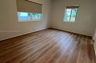 110 SW 30th Rd, Miami, FL 33129 - Photo 11
