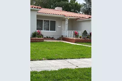 110 SW 30th Rd, Miami, FL 33129 - Photo 3
