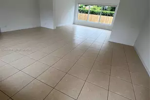 110 SW 30th Rd, Miami, FL 33129 - Photo 7