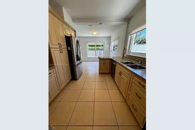 110 SW 30th Rd, Miami, FL 33129 - Photo 21