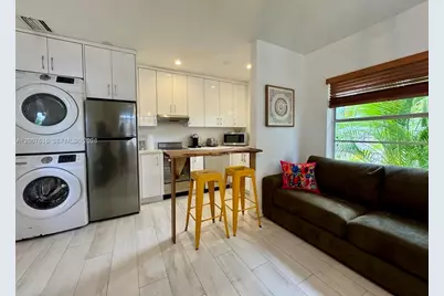1130 NE 81st St #1, Miami, FL 33138 - Photo 5