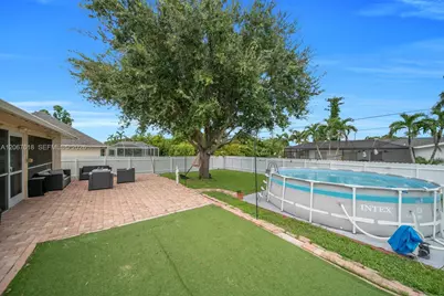 227 SE 43 Ln, Cape Coral, FL 33904 - Photo 9
