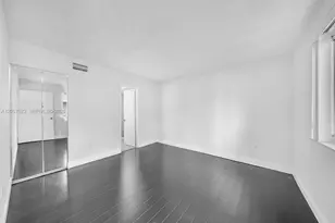 670 NW 85th Pl, Miami, FL 33126 - Photo 7