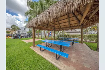 670 NW 85th Pl #11-104, Miami, FL 33126 - Photo 13