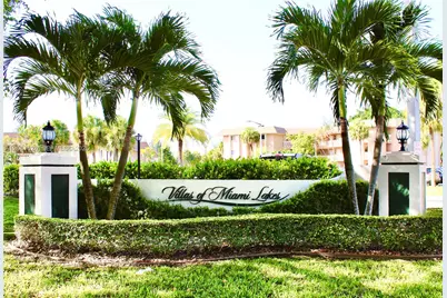 7440 Miami Lakes Dr #F212, Miami Lakes, FL 33014 - Photo 9