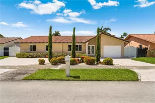14020 SW 38th St, Miami, FL 33175 - Photo 1