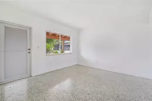 1202 NW 34th St, Miami, FL 33142 - Photo 5