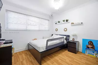 1871 NE 186th St, North Miami Beach, FL 33179 - Photo 25