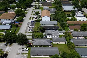 6013 Pierce St, Hollywood, FL 33024 - Photo 9