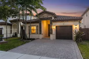 729 SE 34th Ave, Homestead, FL 33033 - Photo 5