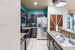 729 SE 34th Ave, Homestead, FL 33033 - Photo 11
