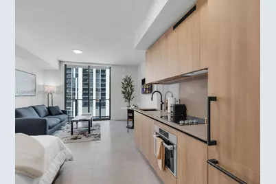121 NE 5th St #1607, Miami, FL 33132 - Photo 7