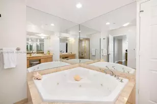 18671 Collins Ave, Sunny Isles Beach, FL 33160 - Photo 23