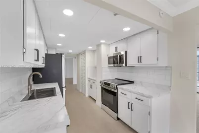 290 174th St #1519, Sunny Isles Beach, FL 33160 - Photo 11