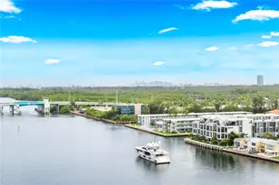 290 174th St, Sunny Isles Beach, FL 33160 - Photo 39