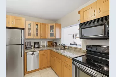 3588 Collins Ave #504, Miami Beach, FL 33140 - Photo 3