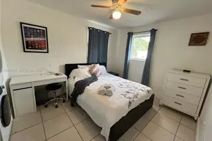 458 SW 10th St, Miami, FL 33130 - Photo 15