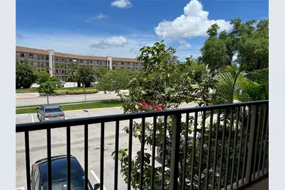 10130 Sunrise Lakes Blvd #207, Sunrise, FL 33322 - Photo 23
