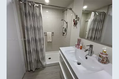 10130 Sunrise Lakes Blvd #207, Sunrise, FL 33322 - Photo 13