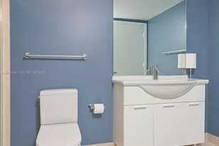 495 Brickell Ave, Miami, FL 33131 - Photo 17