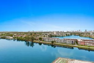 1301 NE Miami Gardens Dr, Miami, FL 33179 - Photo 35