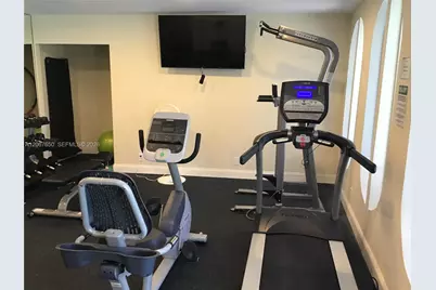 200 Diplomat Pkwy #519, Hallandale Beach, FL 33009 - Photo 39