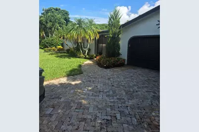 18611 SW 61st Ct, Southwest Ranches, FL 33332 - Photo 13