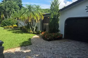 18611 SW 61st Ct, Southwest Ranches, FL 33332 - Photo 13