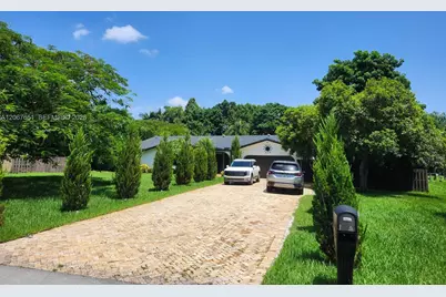 18611 SW 61st Ct, Southwest Ranches, FL 33332 - Photo 7