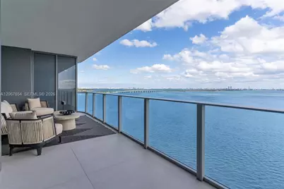 700 NE 24th St #1203, Miami, FL 33137 - Photo 13