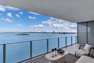 700 NE 24th St, Miami, FL 33137 - Photo 1