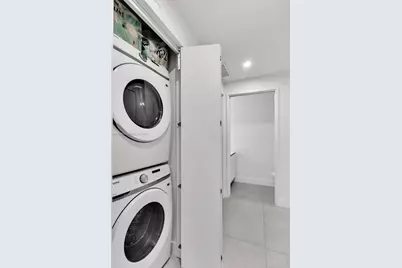 700 NE 24th St #1203, Miami, FL 33137 - Photo 31