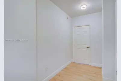 2425 SW 27th Ave #806, Miami, FL 33145 - Photo 19