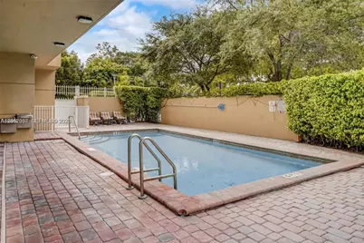 2425 SW 27th Ave #806, Miami, FL 33145 - Photo 31