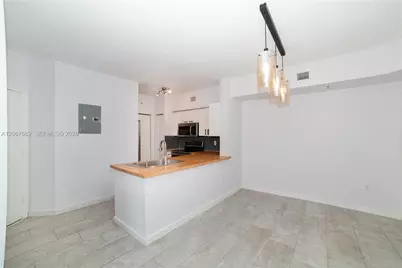 17125 N Bay Rd #3410, Sunny Isles Beach, FL 33160 - Photo 5