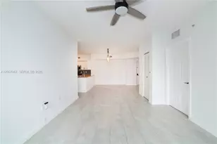 17125 N Bay Rd, Sunny Isles Beach, FL 33160 - Photo 7