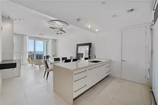 15811 Collins Ave, Sunny Isles Beach, FL 33160 - Photo 9