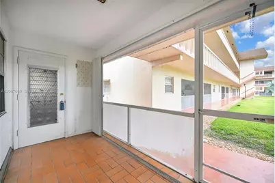 5300 Washington St #R110, Hollywood, FL 33021 - Photo 3
