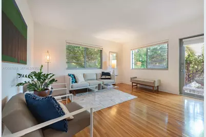 945 10th St #3, Miami Beach, FL 33139 - Photo 1
