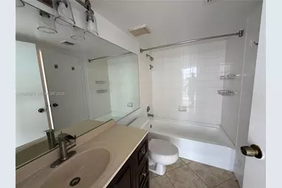 7601 E Treasure Dr #2007, North Bay Village, FL 33141 - Photo 7