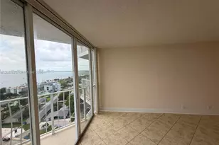 7601 E Treasure Dr, North Bay Village, FL 33141 - Photo 3