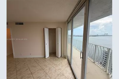 7601 E Treasure Dr #2007, North Bay Village, FL 33141 - Photo 11