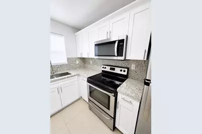 1723 Wiley St #XX, Hollywood, FL 33020 - Photo 3