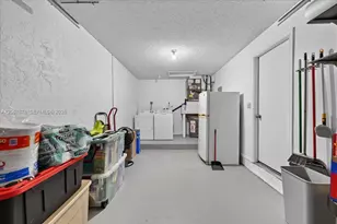 8601 SW 16th St, Pembroke Pines, FL 33025 - Photo 29