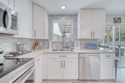 8611 SW 207th Ter, Cutler Bay, FL 33189 - Photo 17