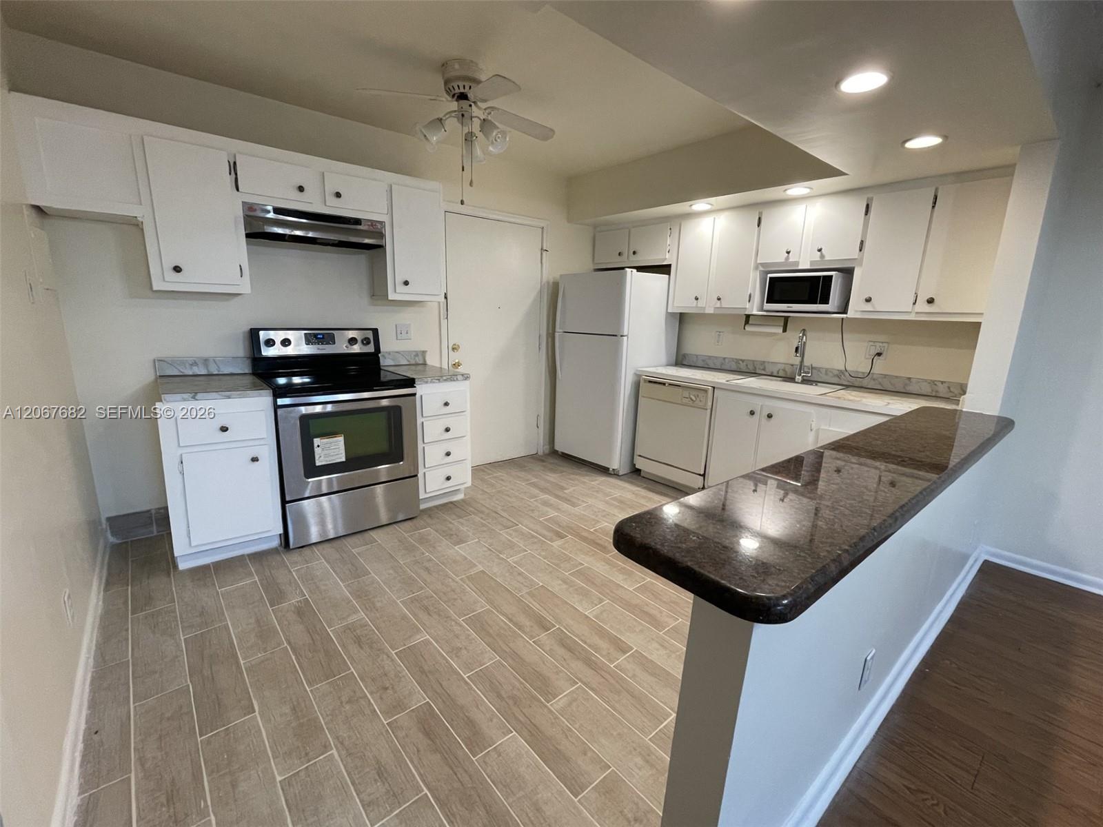 2061 NW 47th Terrace #306 - 2061 NW 47th Terrace #306, Lauderhill, FL 33313 Luxury Property | Jose Angel Pina