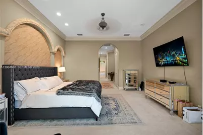10430 Kestrel St, Plantation, FL 33324 - Photo 11